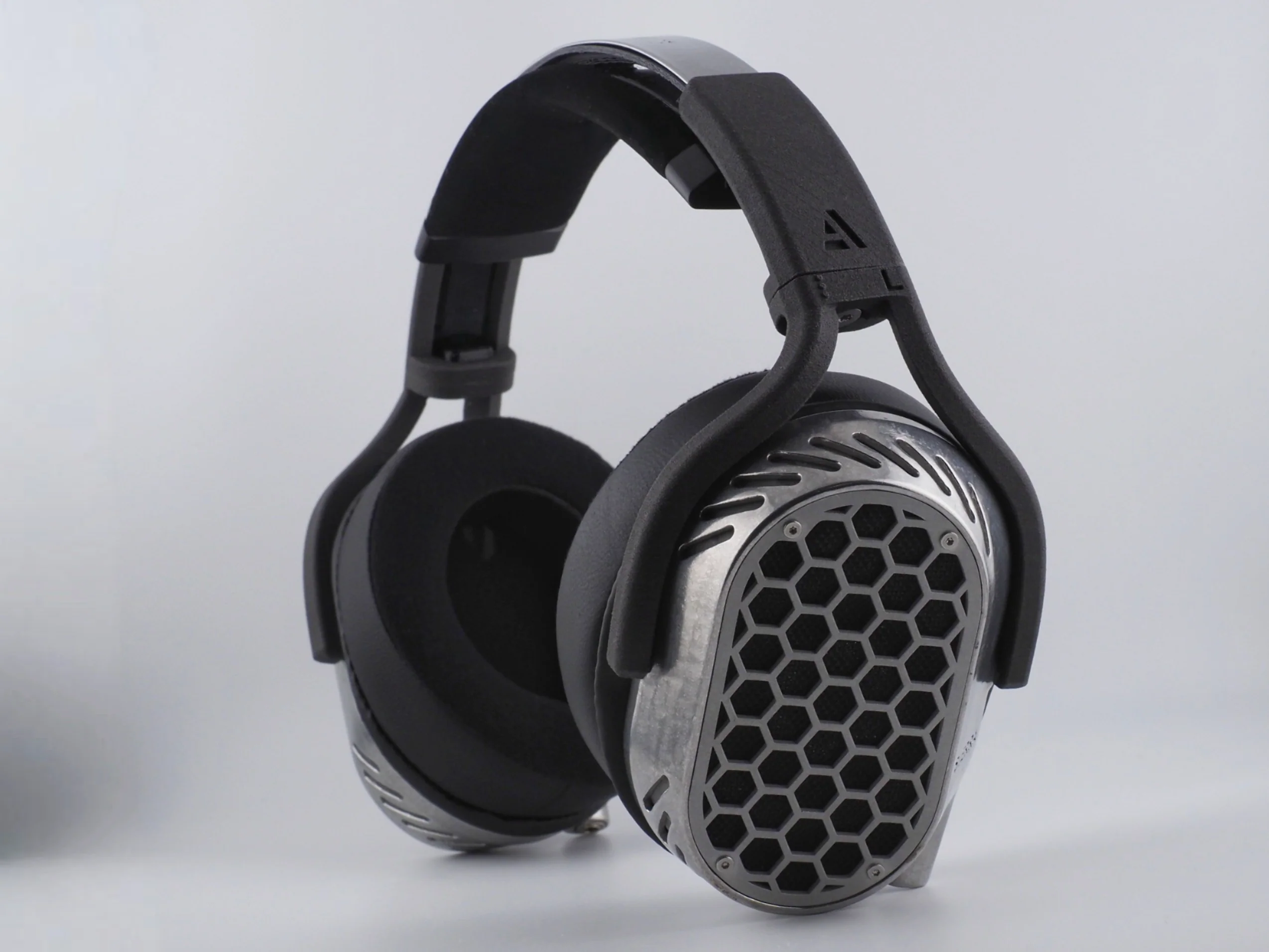 Auribus Acoustics - Sierra Aluminum