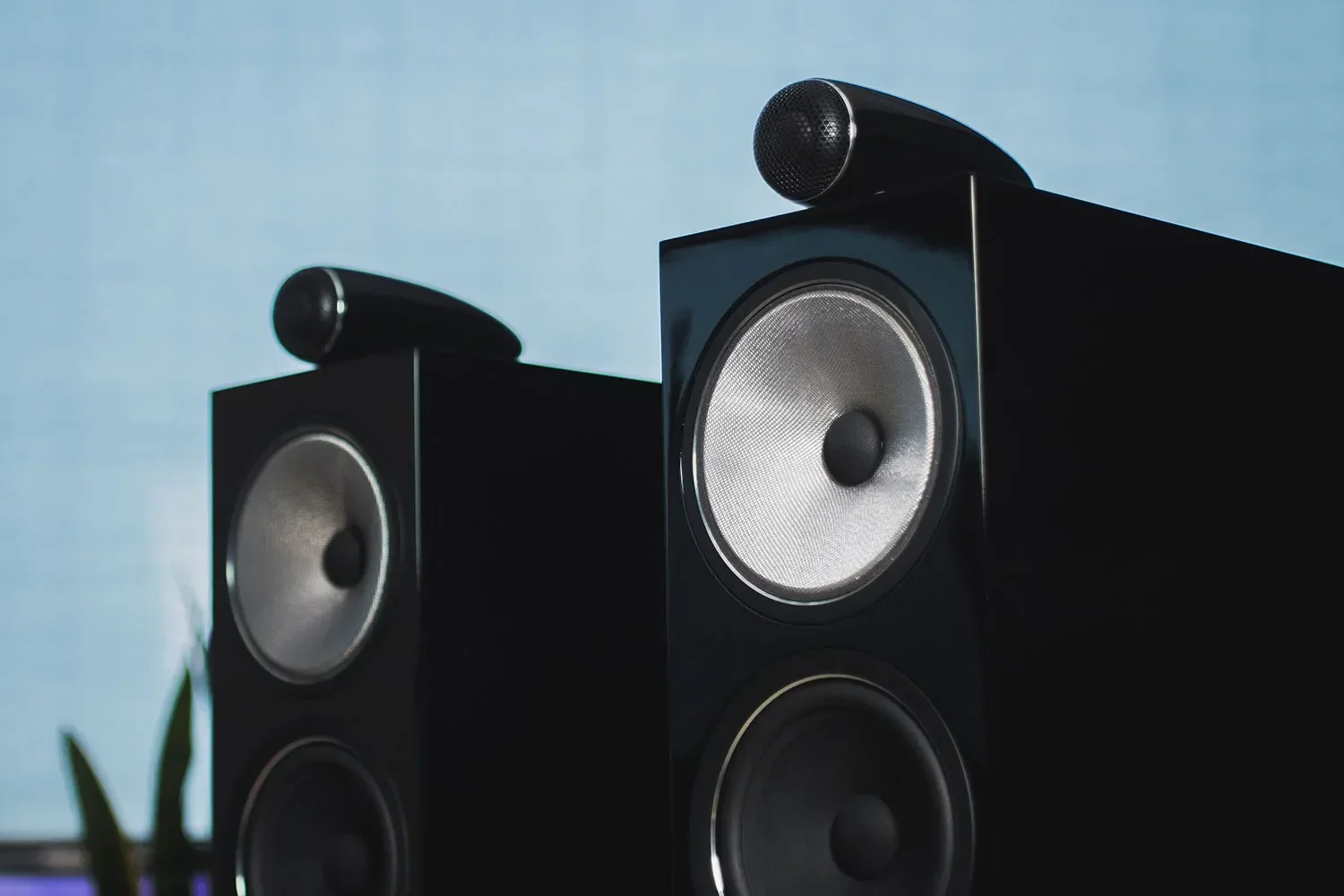 Bowers & Wilkins - 702 S2 (Open Box) (Gloss Black) Call for Price! - Image 2