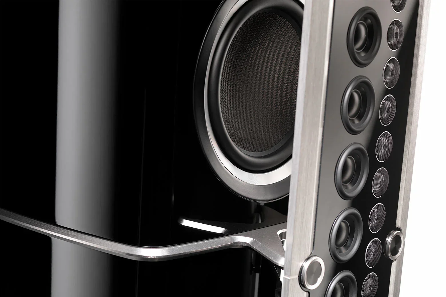 McIntosh - XRT2.1K Floor Standing Loudspeaker - Image 5
