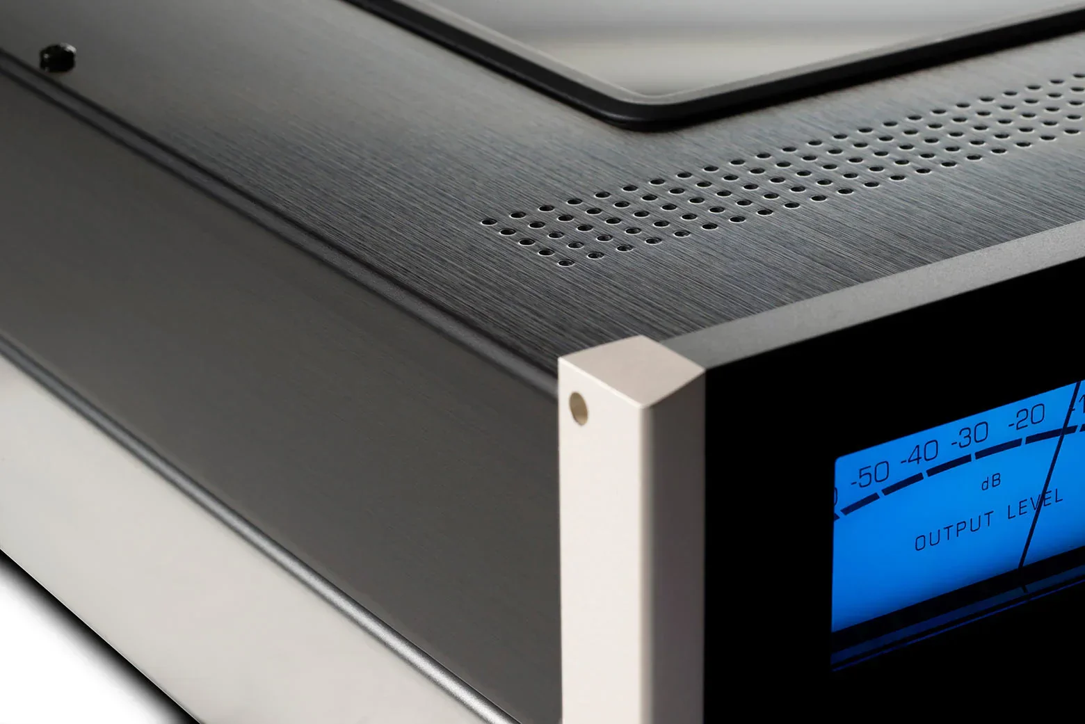 McIntosh - D1100 2-Channel Digital Preamplifier  (Open Box) - Image 5